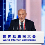 <b>正成为行业摸索的沉</b>